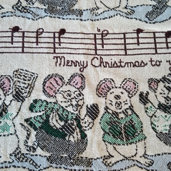 Merry Christmas mouse cream afgan throw tapestry 49 x 61 inches - Picture 3 of 7
